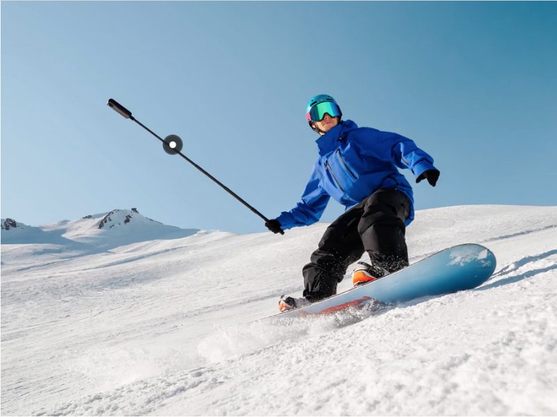 Ski and snowboard filming with Insta360 X4 Air