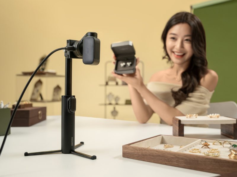 Insta360 Link 2 Pro・Link 2C Proの三脚・一脚の使い方 | AI