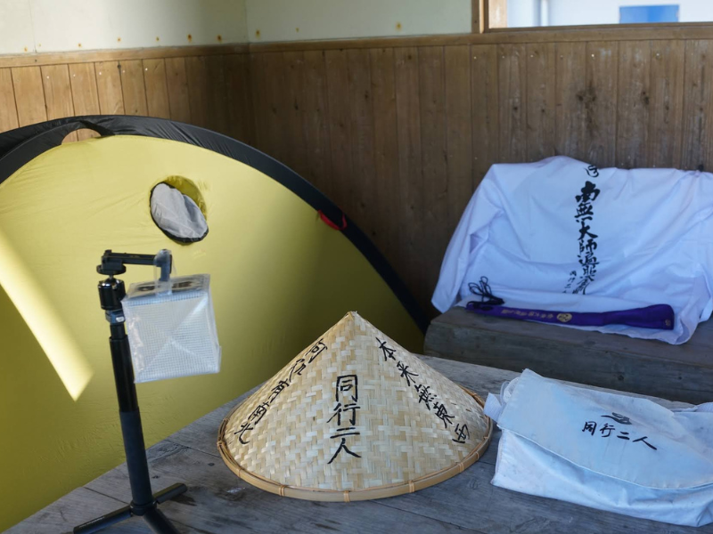 歩き遍路でテント泊している様子
